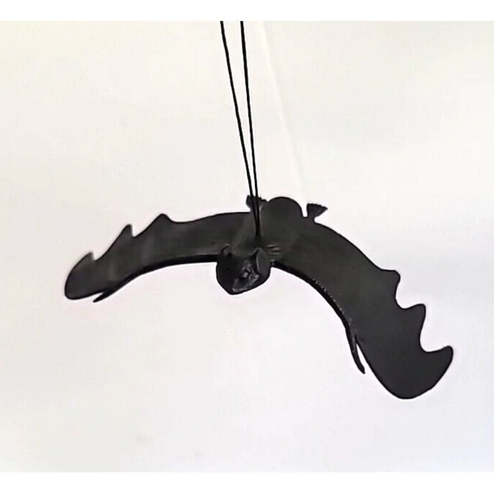 17 Piece Halloween Hanging Rubber Bats+Furry Spider+Rubber Rat Props Scary Decor